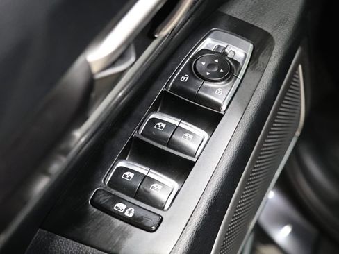 Used 2025 Kia Telluride S AWD/4WD image 21