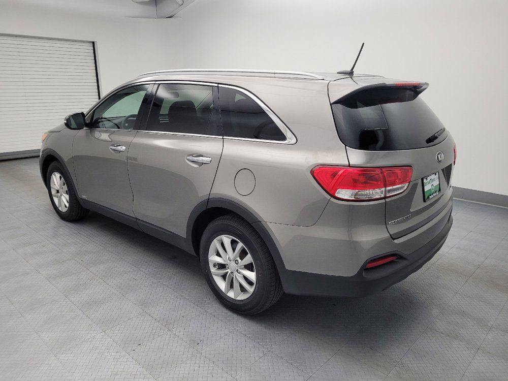 Used 2017 Kia Sorento AWD image 3