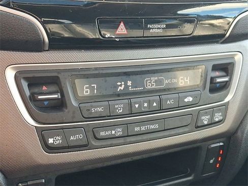 Used 2023 Honda Ridgeline RTL image 17