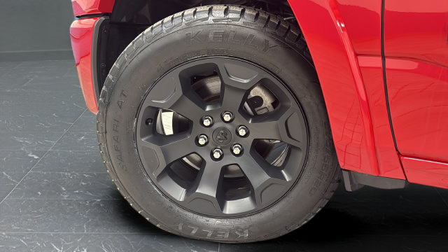 Used 2025 RAM 1500 Big Horn AWD/4WD image 37