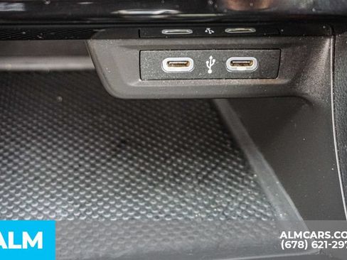 Used 2024 Volkswagen Jetta SE FWD image 40