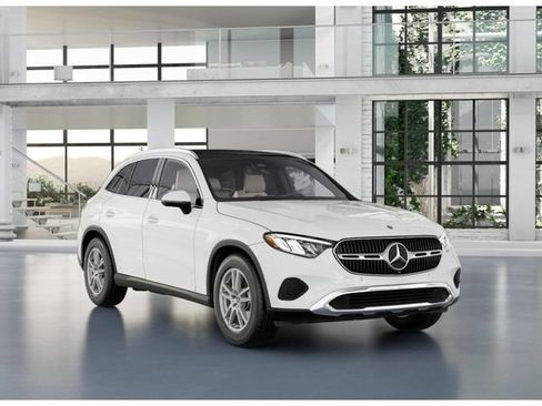 Used 2026 Mercedes-Benz GLC 300 4MATIC image 10