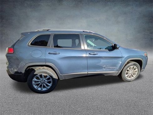 Certified 2021 Jeep Cherokee Latitude image 3