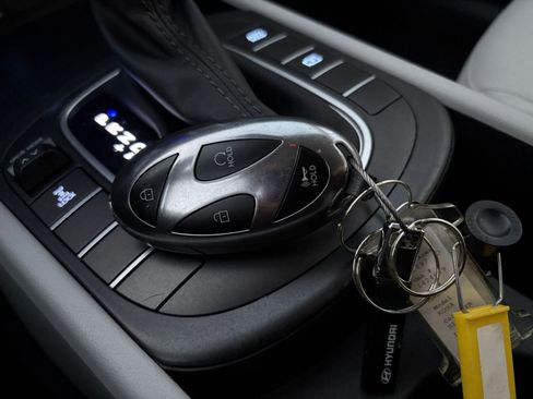 Used 2025 Hyundai Kona SEL image 22