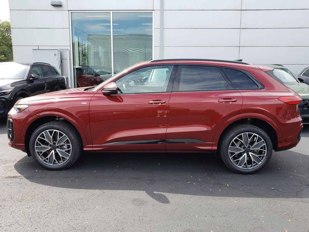 New 2026 Audi Q5 Premium Plus AWD/4WD image 2