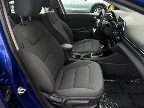 Used 2022 Hyundai Ioniq SE FWD image 22