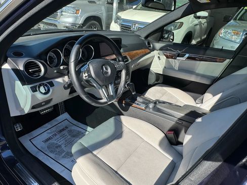Used 2012 Mercedes-Benz C 250 Sedan image 10