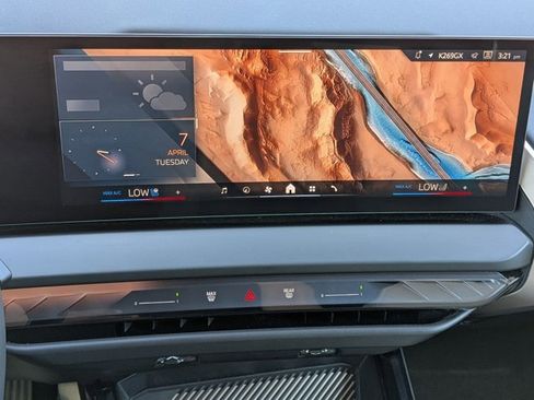 Used 2025 BMW X3 xDrive30i w/ Convenience Package image 14