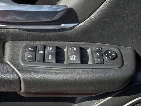 Used 2021 RAM 1500 Big Horn image 25