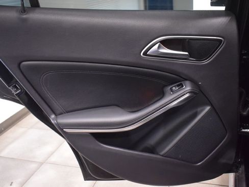 Used 2015 Mercedes-Benz GLA 45 AMG 4MATIC image 12