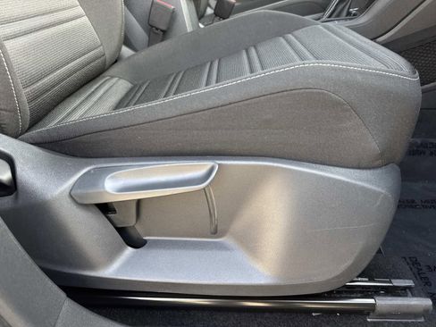 Used 2024 Volkswagen Tiguan S image 13