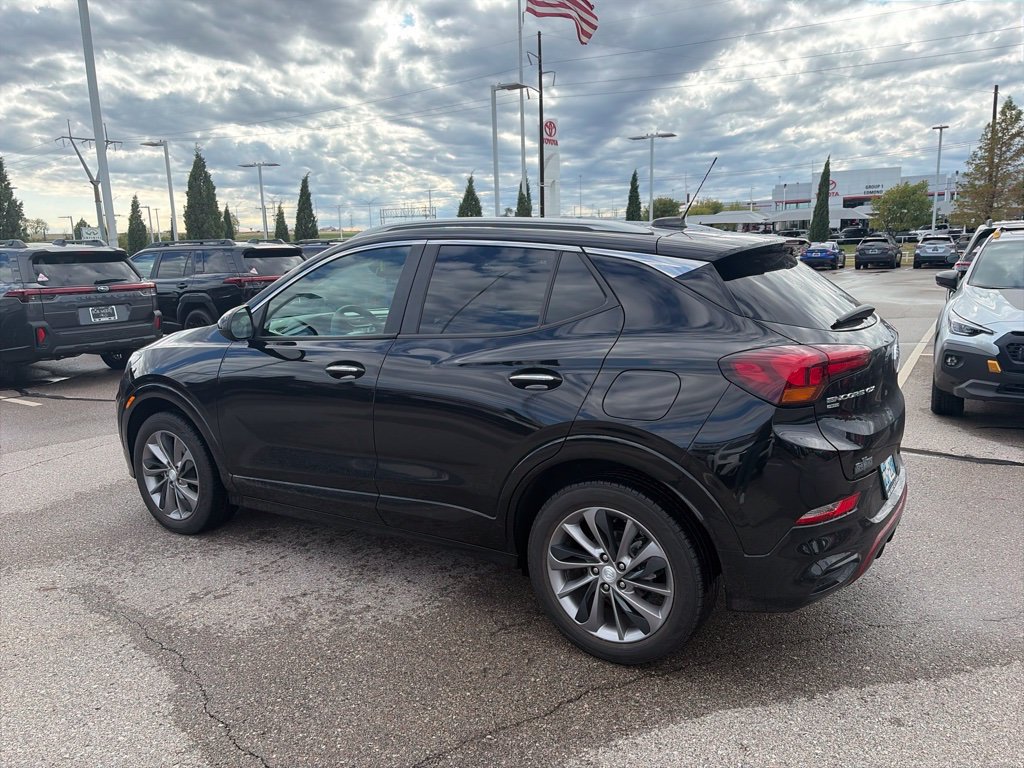 Used 2020 Buick Encore GX Select w/ Sport Touring Package AWD/4WD image 4