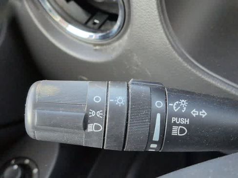 Used 2010 Jeep Patriot Sport AWD/4WD image 43