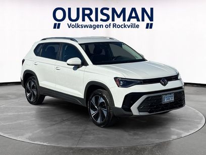 Used 2025 Volkswagen Taos SE