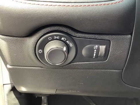 Used 2025 Dodge Durango R/T AWD/4WD image 22
