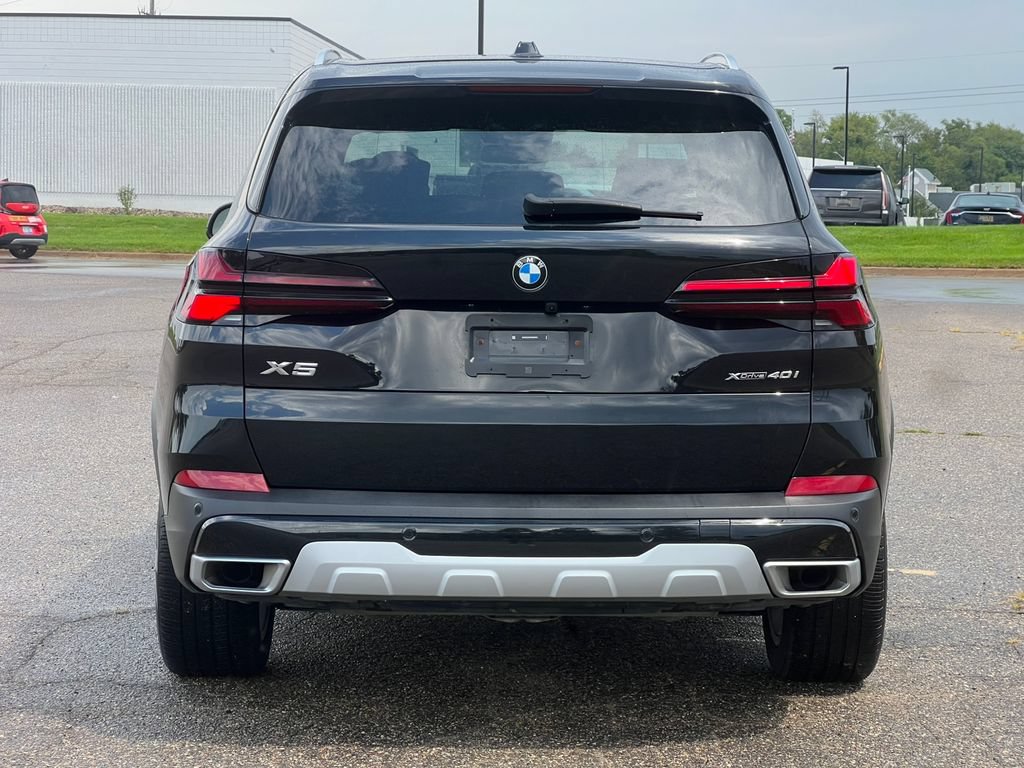Used 2026 BMW X5 xDrive40i AWD/4WD image 45