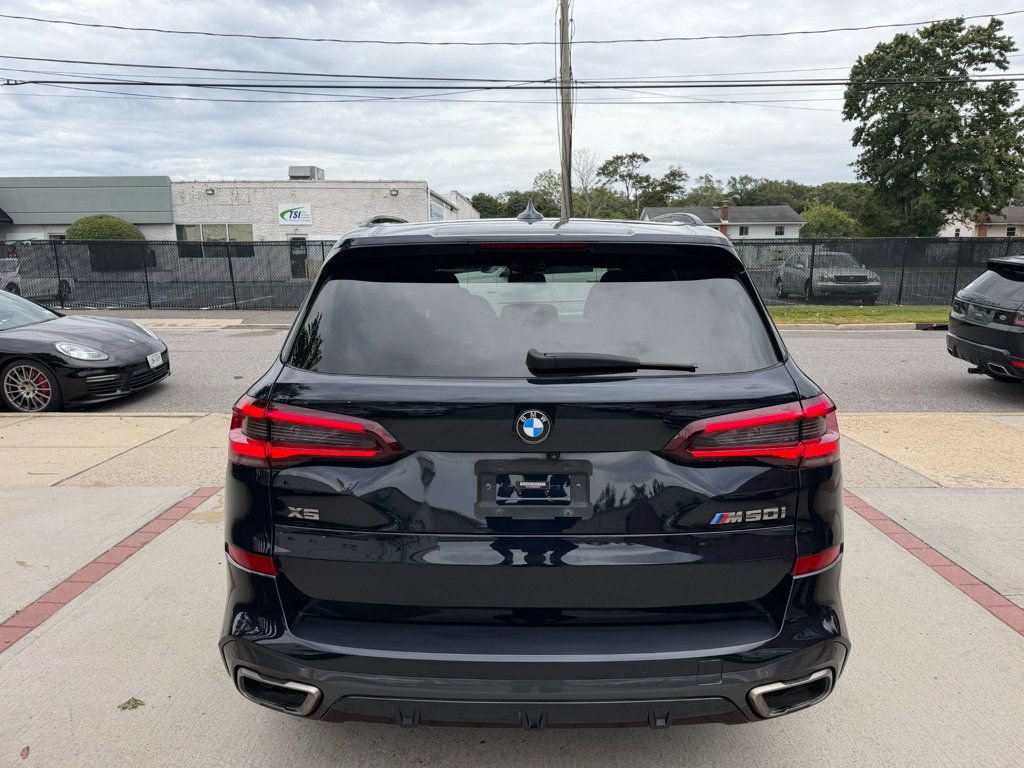 Used 2021 BMW X5 M50i AWD/4WD image 21