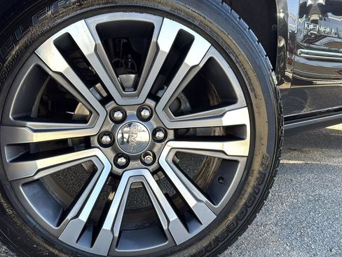 Used 2020 GMC Yukon Denali w/ Denali Ultimate Package image 9