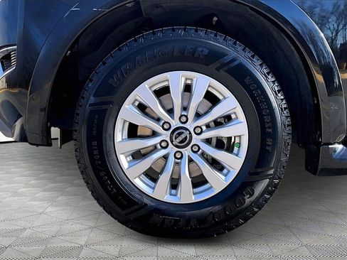 Used 2022 Nissan Armada SV image 9