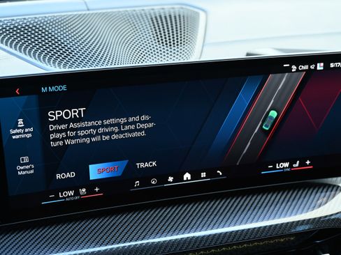 Used 2025 BMW M3 Competition AWD/4WD image 41