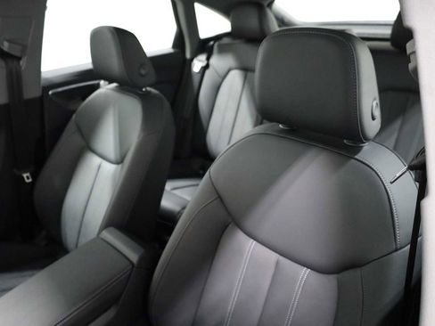 Used 2025 Audi A5 2.0T Premium Plus w/ Premium Plus image 18