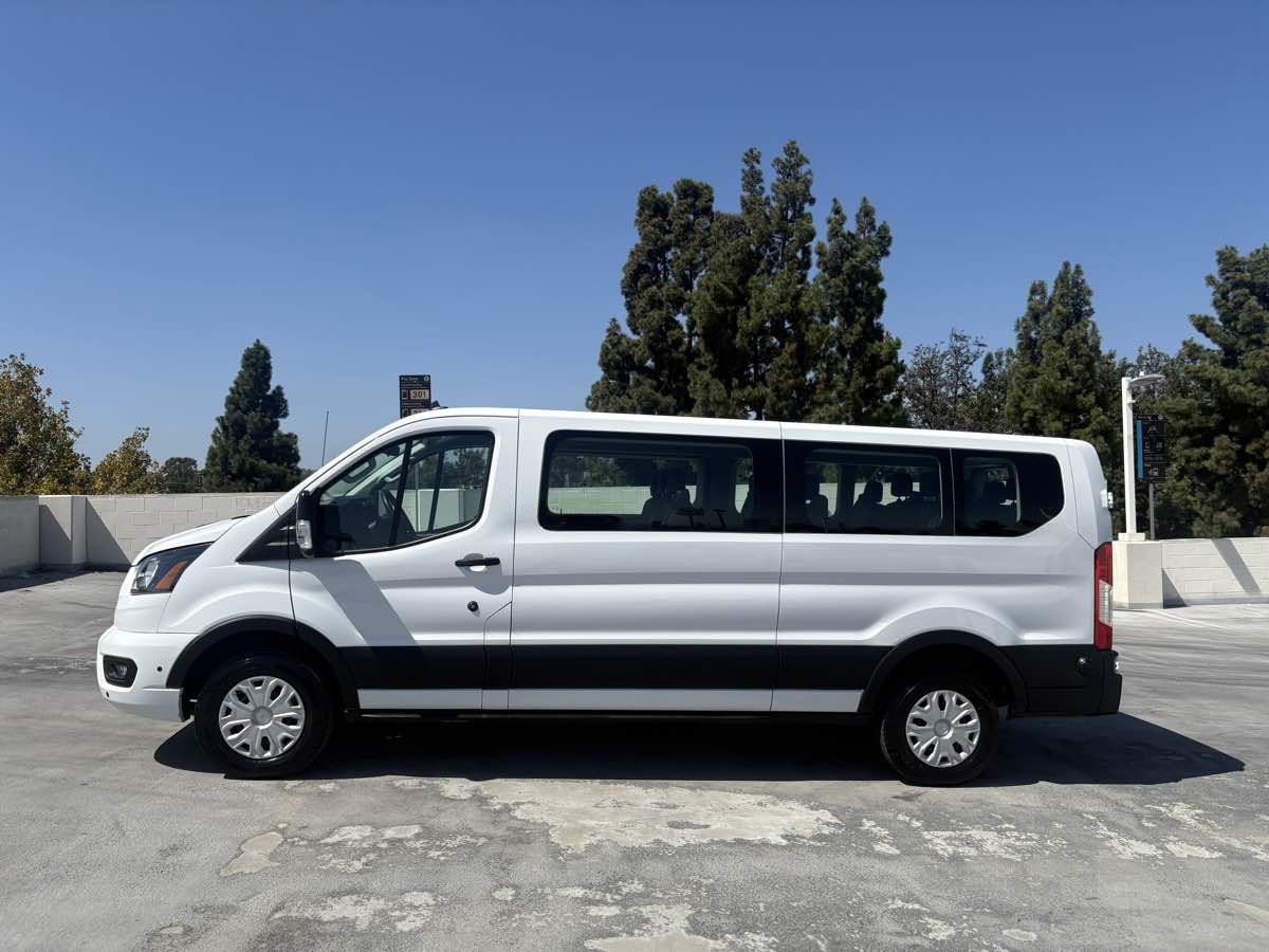 Used 2024 Ford Transit 350 XLT RWD image 10