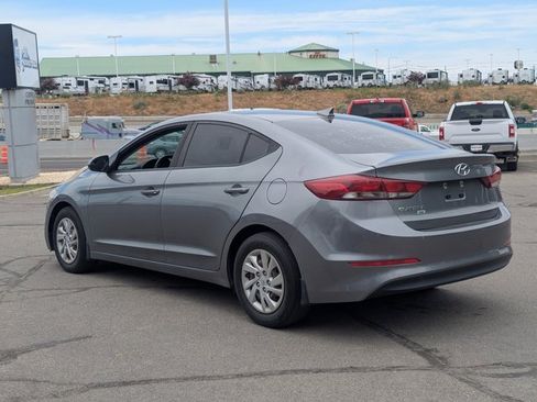 Used 2017 Hyundai Elantra SE image 6