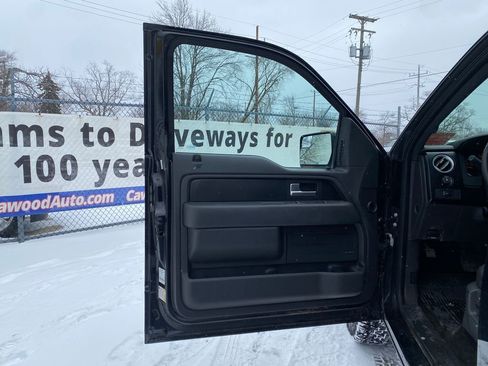 Used 2014 Ford F150 FX4 w/ Equipment Group 402A Luxury image 13