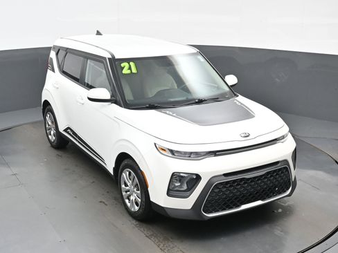 Used 2021 Kia Soul LX FWD image 37
