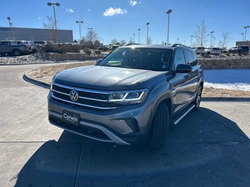 Used 2021 Volkswagen Atlas SEL Premium image 3