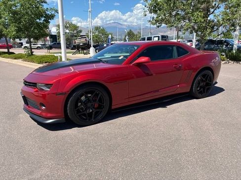 Used 2014 Chevrolet Camaro LT RWD image 3