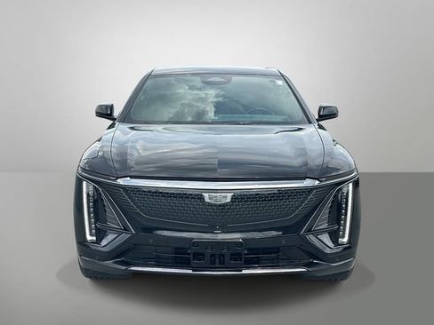 Certified 2024 Cadillac Lyriq Sport w/ LPO, Floor Liner Package AWD/4WD image 24