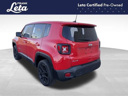 Used 2023 Jeep Renegade Latitude AWD/4WD image 4