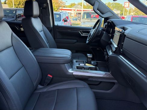 Used 2024 Chevrolet Silverado 1500 LTZ w/ LTZ Convenience Package II image 16