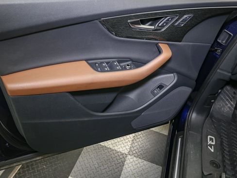 Used 2021 Audi Q7 3.0T Premium w/ Convenience Package image 44