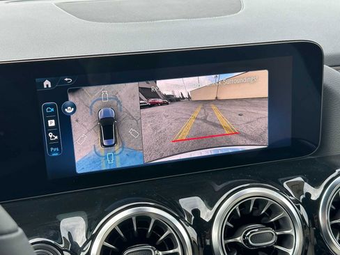 Used 2025 Mercedes-Benz GLA 250 4MATIC image 30