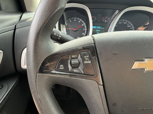 Used 2015 Chevrolet Equinox LS image 22