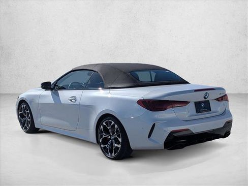 Used 2026 BMW M440i Convertible w/ Premium Package RWD image 7