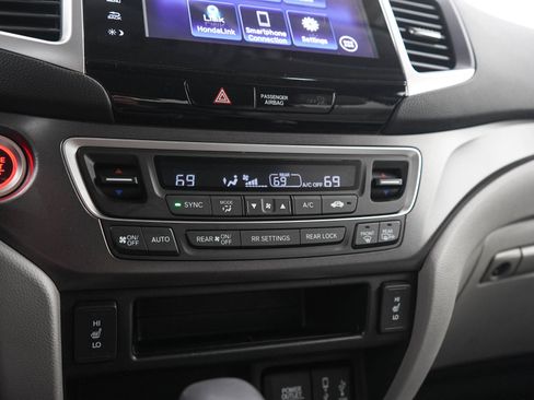 Used 2017 Honda Pilot EX-L image 24