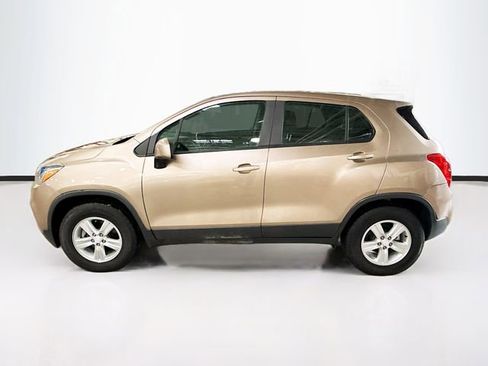 Used 2018 Chevrolet Trax LS image 9