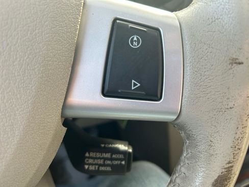 Used 2008 Jeep Commander Limited image 21