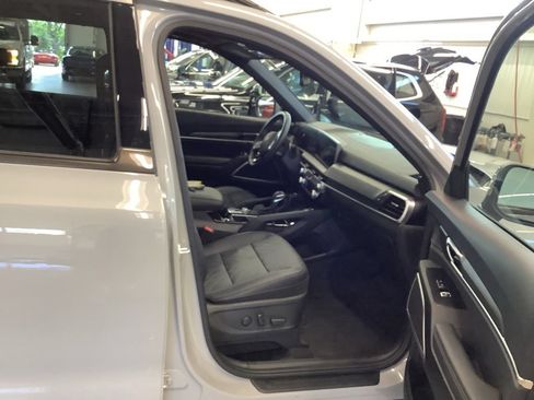 Certified 2024 Kia Telluride EX X-Line AWD/4WD image 14