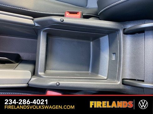 New 2025 Volkswagen Tiguan SE image 41