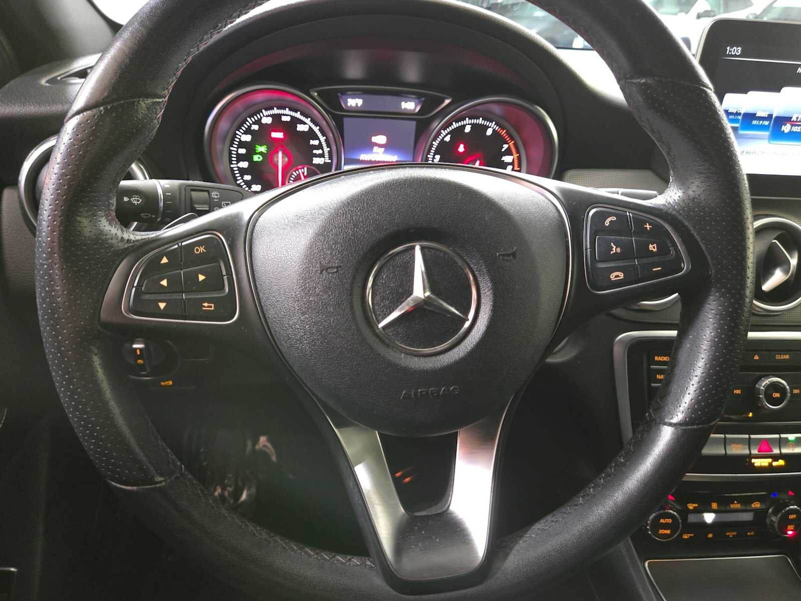 Certified 2020 Mercedes-Benz GLA 250 4MATIC image 23