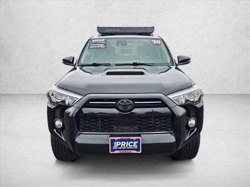 Used 2020 Toyota 4Runner Venture image 2