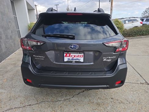 Certified 2025 Subaru Outback Premium image 26