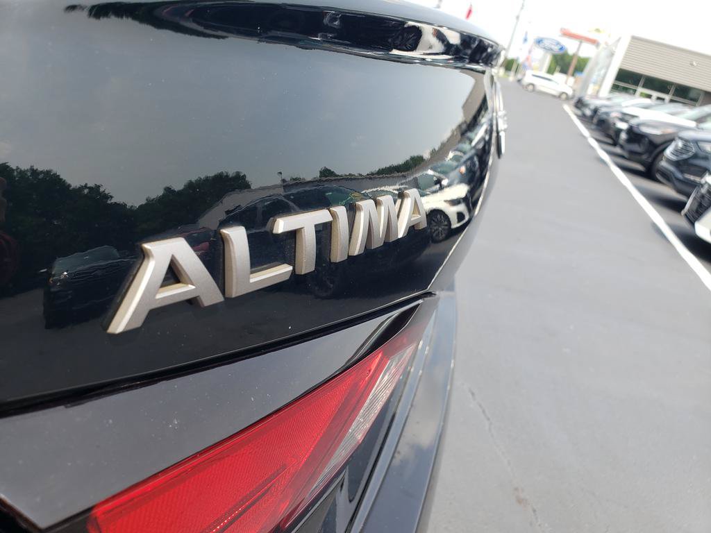 Used 2024 Nissan Altima 2.5 SL AWD/4WD image 10