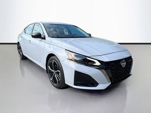 New 2025 Nissan Altima 2.5 SR w/ SR Premium Package image 1