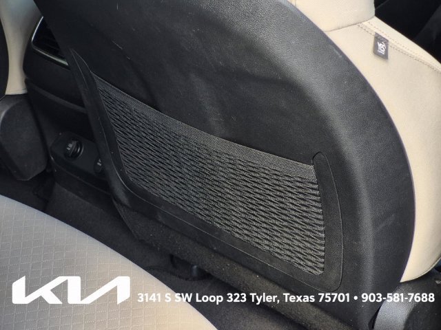 Used 2017 Kia Sorento FWD w/ LX Convenience Package image 15
