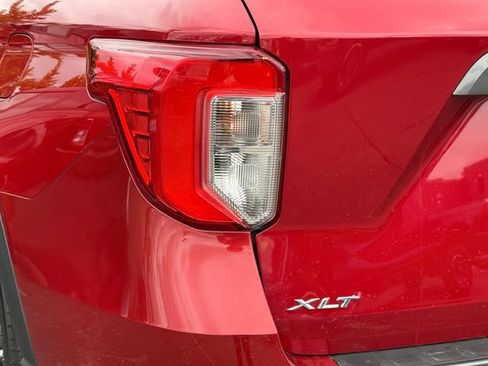Certified 2023 Ford Explorer XLT w/ Equipment Group 202A AWD/4WD image 31